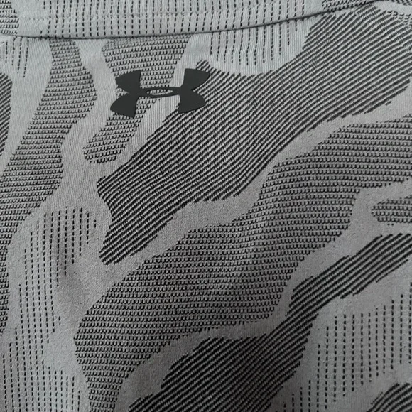 Under Armour Black and Gray Camo Pullover - Picture 3 of 4